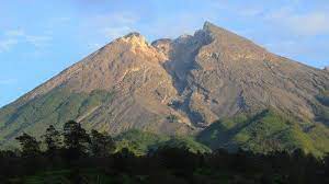 Wisata Gunung Di Indonesia yang Harus Anda Kunjungi